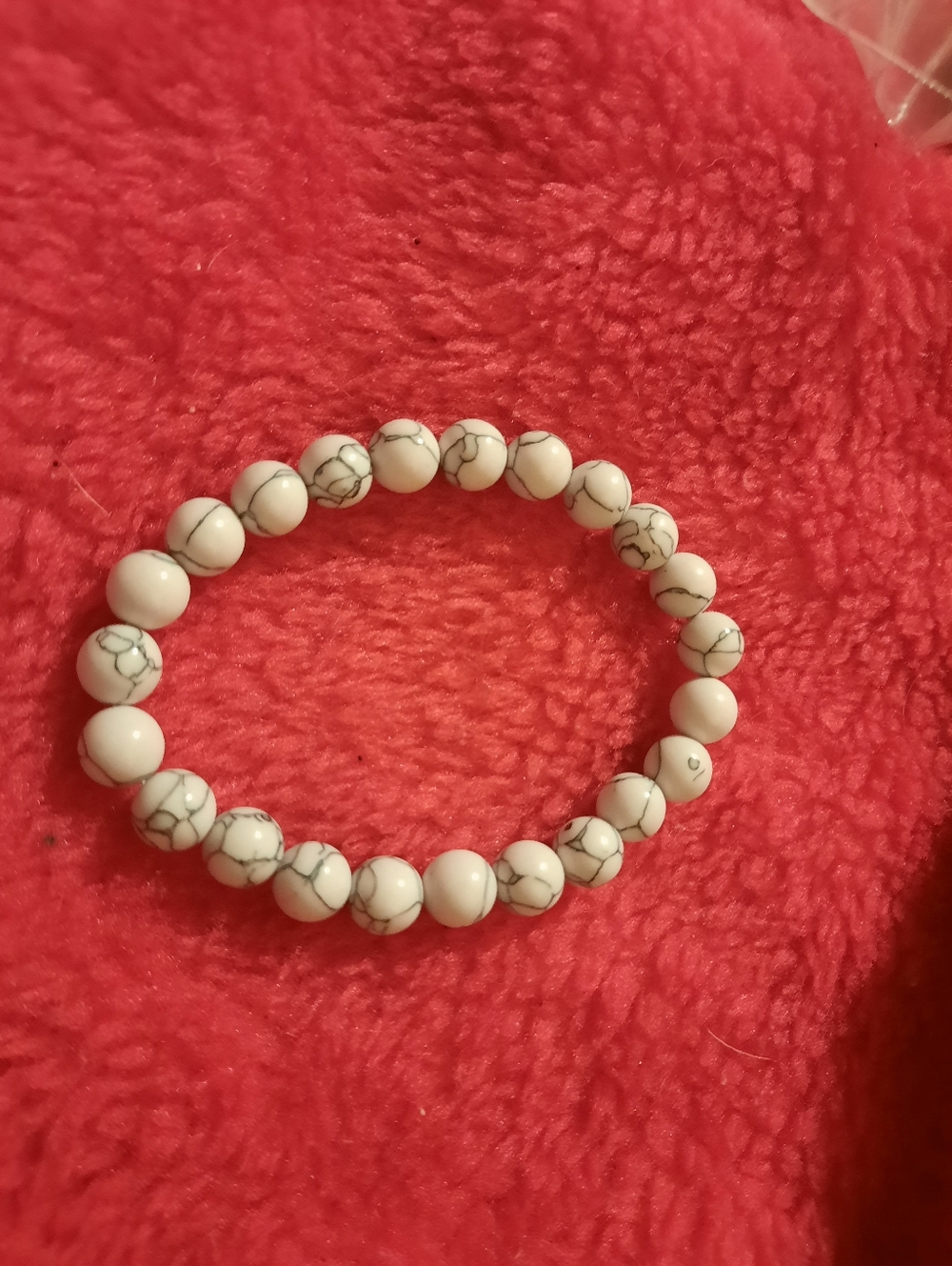 Pretty White Bracelet
